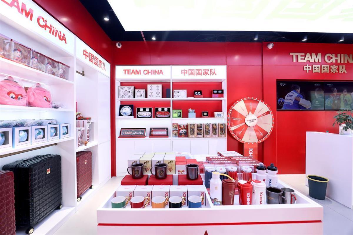 奧運同款觸手可及 中國國家隊特許零售店湖北首店開業，掀起體育文創消費新熱潮